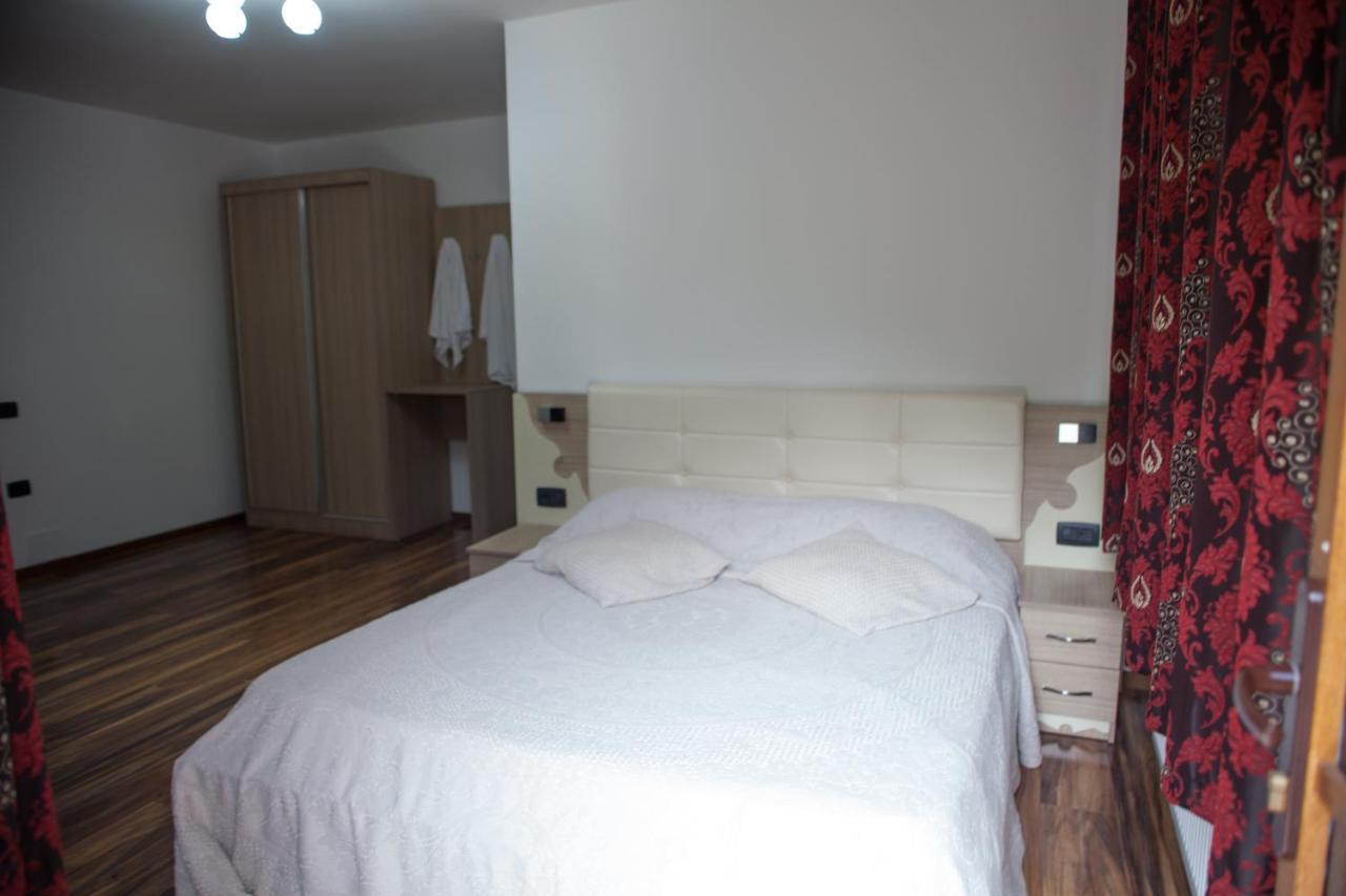 Hotel Fusha E Gjese